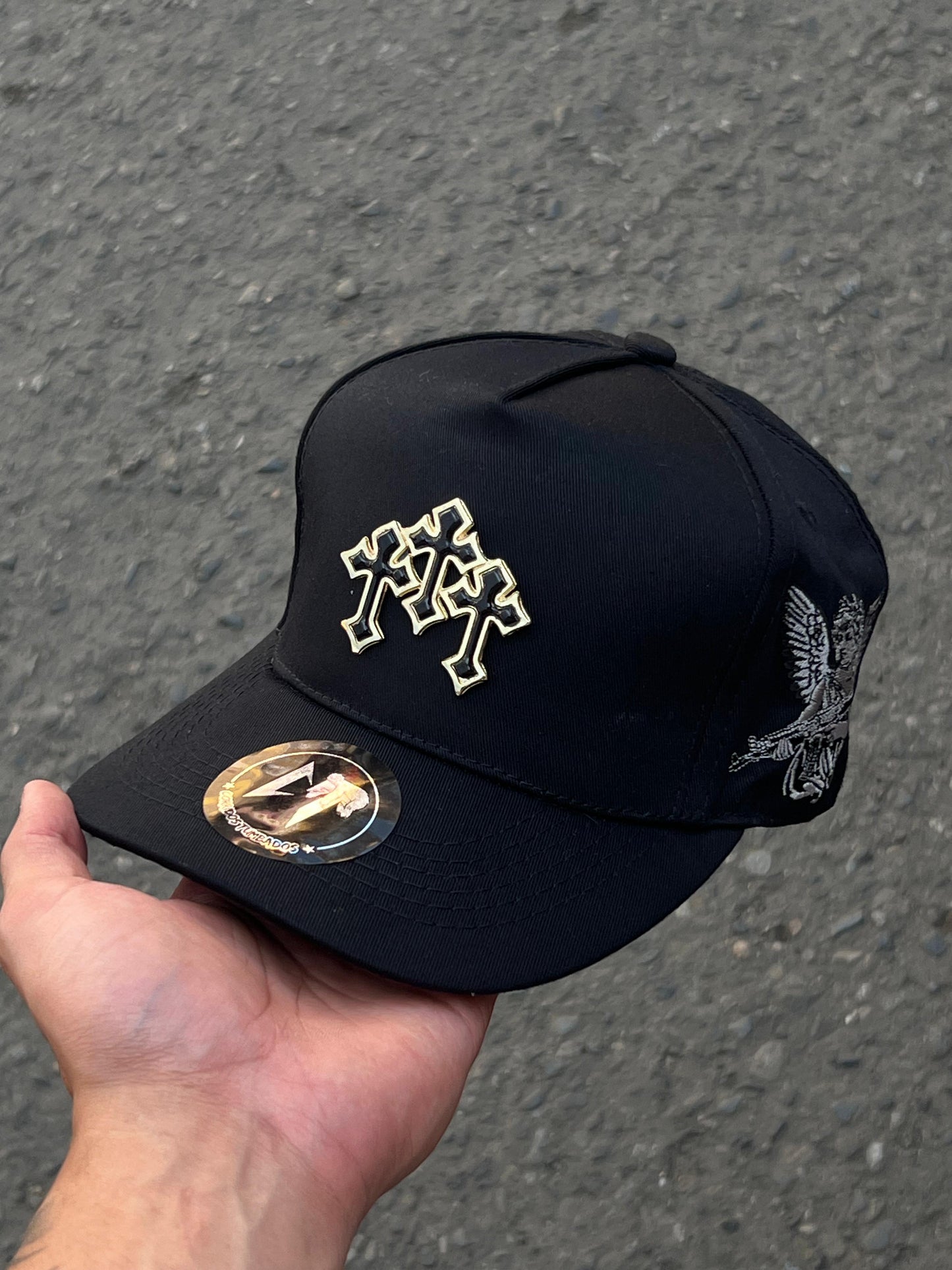 Gorra BELICA CRUCES PLACA