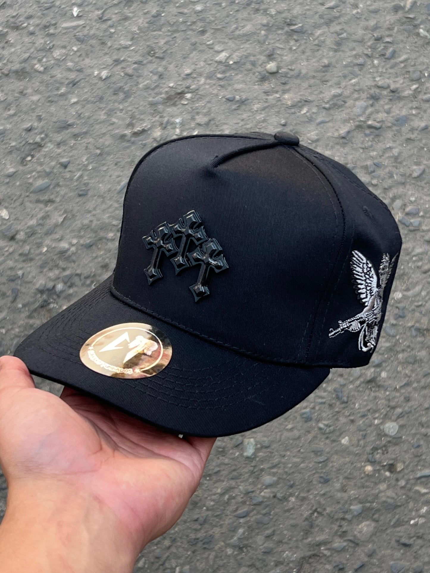 Gorra BELICA CRUCES PLACA